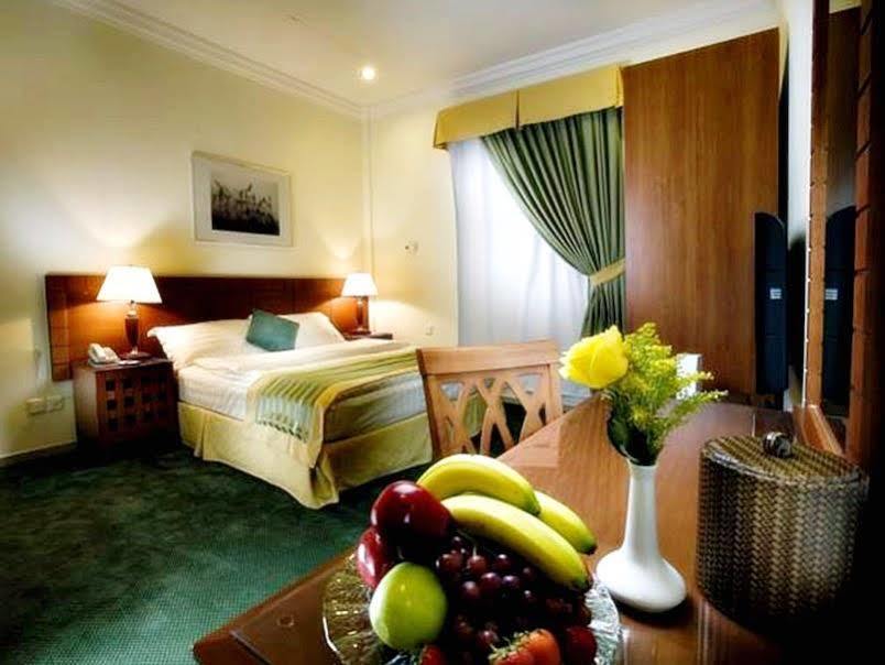 Lily Hotel Suite Mubarraz Al-Hofuf Buitenkant foto